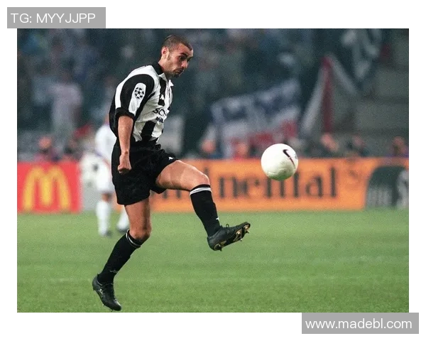 球星卡足球带编是如何影响球迷收藏市场和球员价值的揭秘